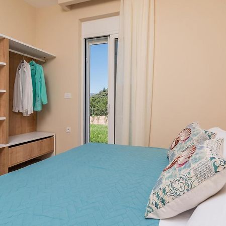 Spartakos Luxury Villa 1 Plános Екстериор снимка